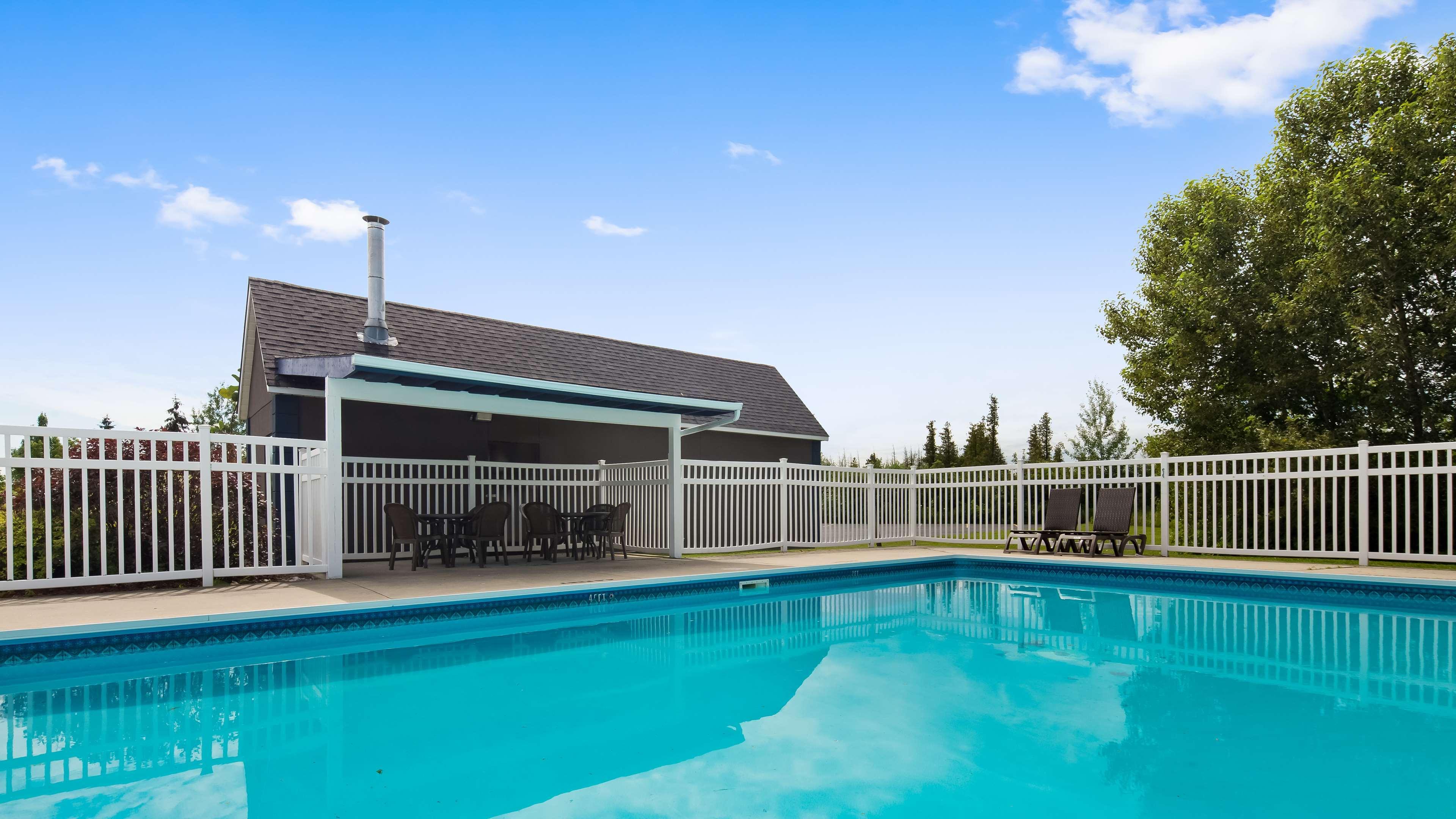 Best Western Smiths Falls Hotel Εξωτερικό φωτογραφία
