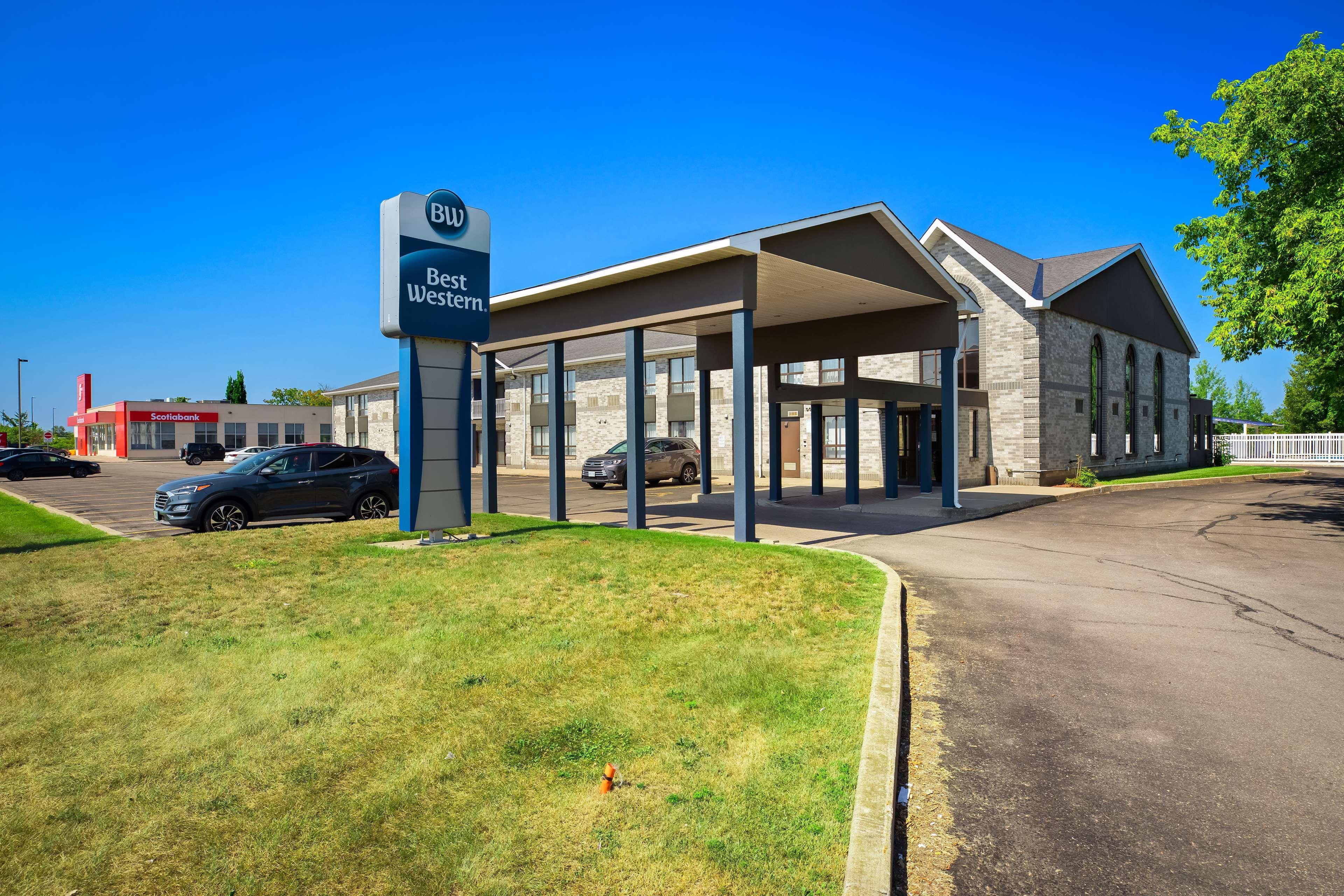 Best Western Smiths Falls Hotel Εξωτερικό φωτογραφία