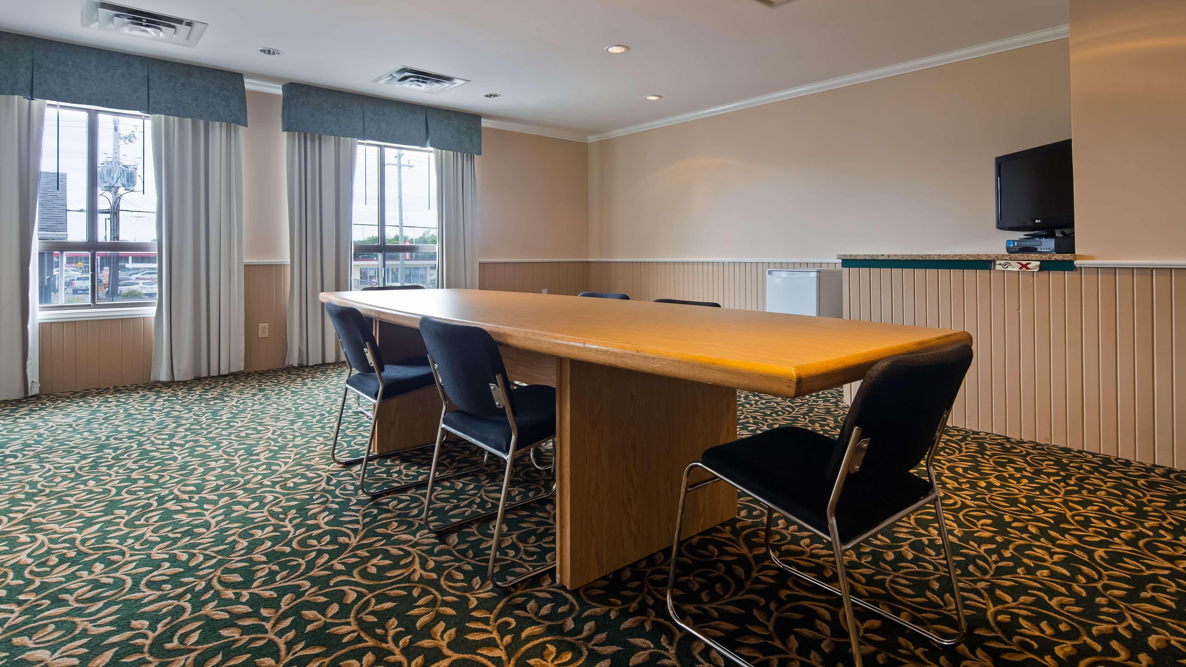 Best Western Smiths Falls Hotel Εξωτερικό φωτογραφία