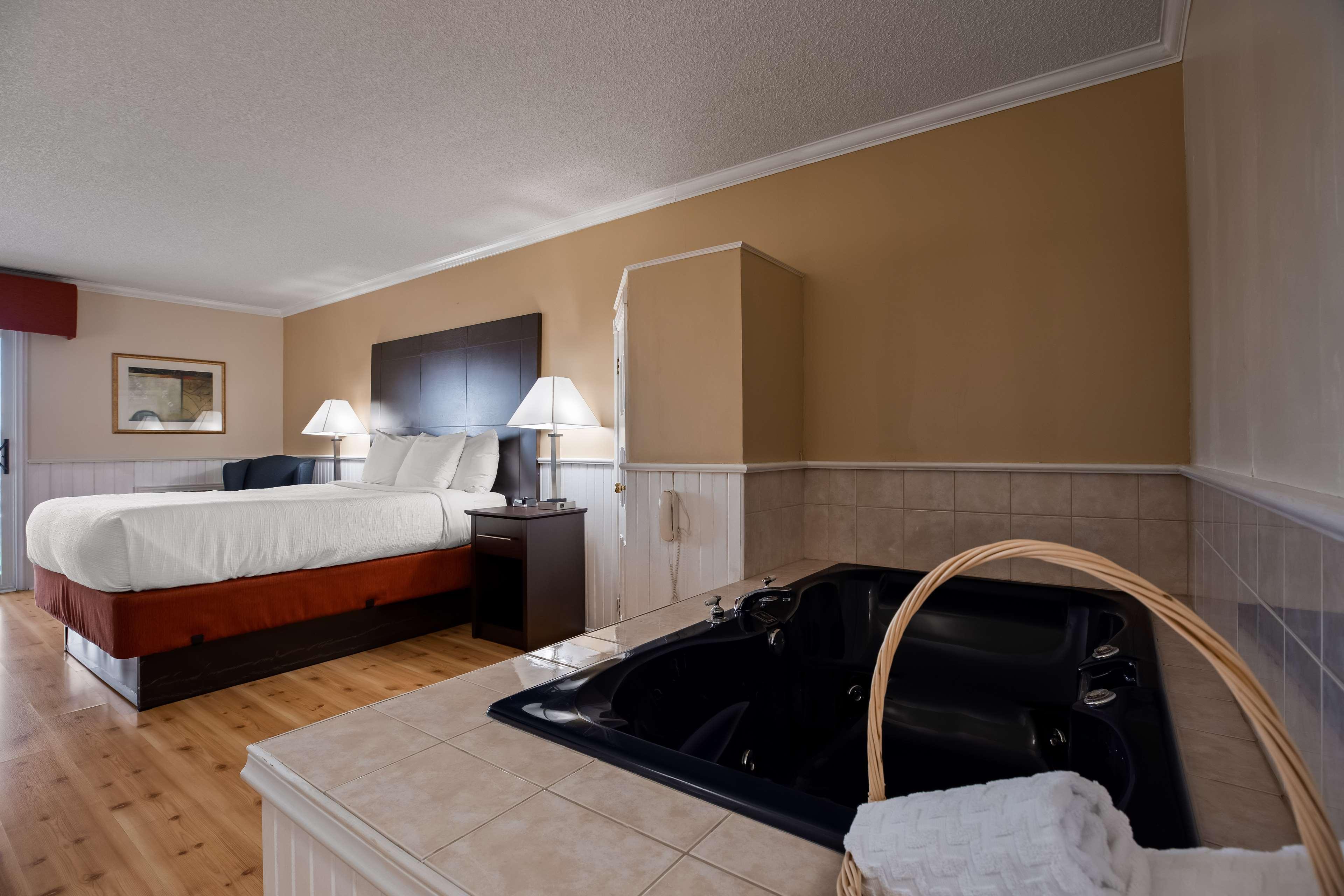 Best Western Smiths Falls Hotel Εξωτερικό φωτογραφία