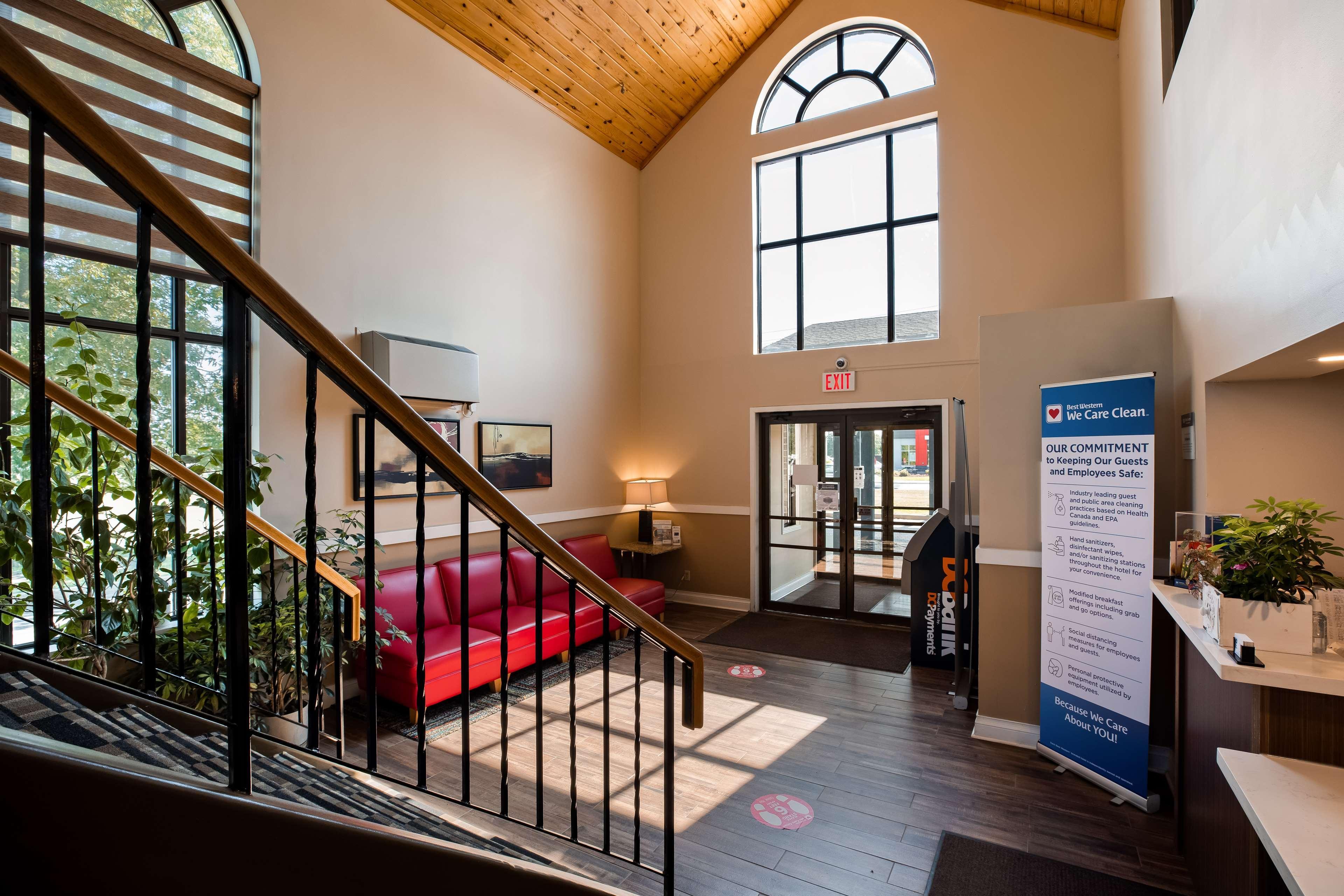 Best Western Smiths Falls Hotel Εξωτερικό φωτογραφία